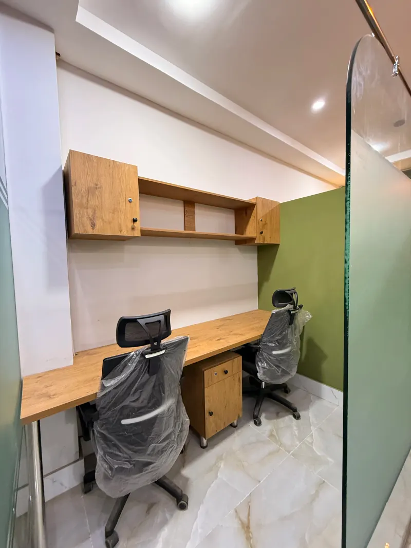 Hot Desk at The Cowork, Lahore — photo 2 of 3